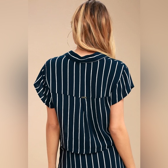 Billabong Tropical Crush Navy Blue Striped Button-Up Crop Top- Size Small - Picture 14 of 14